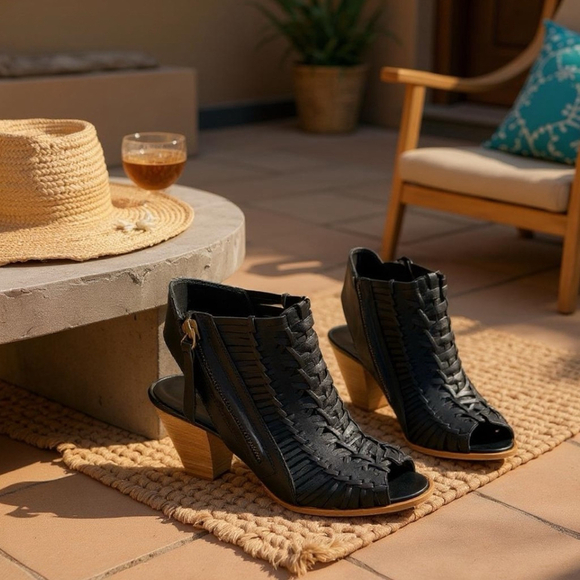 Paul Green Black Leather Woven Peep Toe Slingback Heels Size US 7.5 and EU 5 - Picture 11 of 11